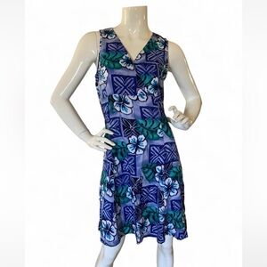 Impressions Hawaiian Floral Dress